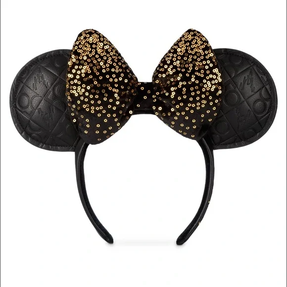 Disney | Accessories | Disney World 5th Anniversary Minnie  display picture 3